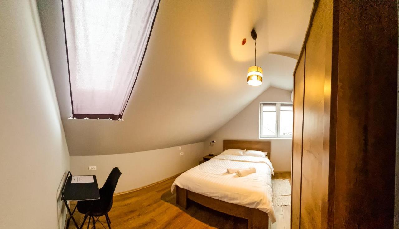 Xxl Rooms Osijek Exterior foto