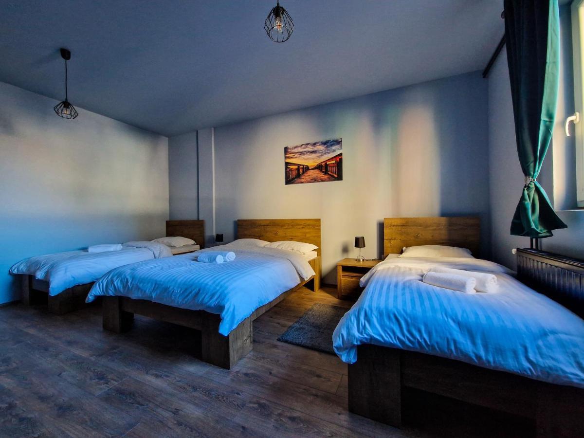 Xxl Rooms Osijek Exterior foto
